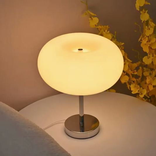 Bauhaus Lamp