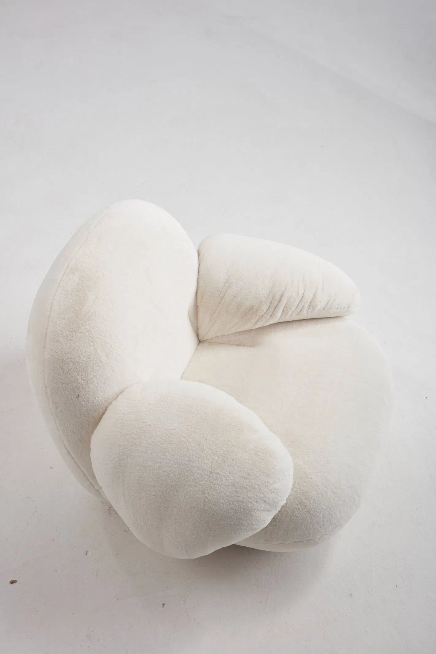 ORRO Fluffy Accent Chair