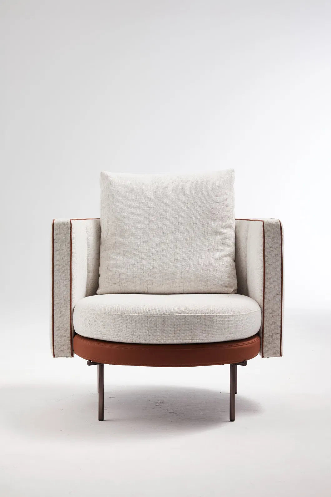 ORRO Nostalgia Accent Chair