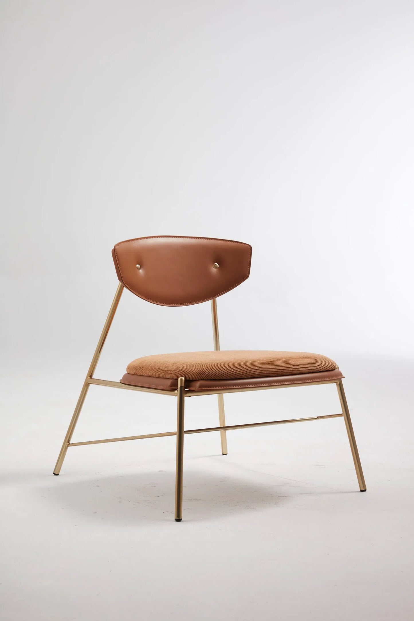 ORRO Saddle Accent Chair