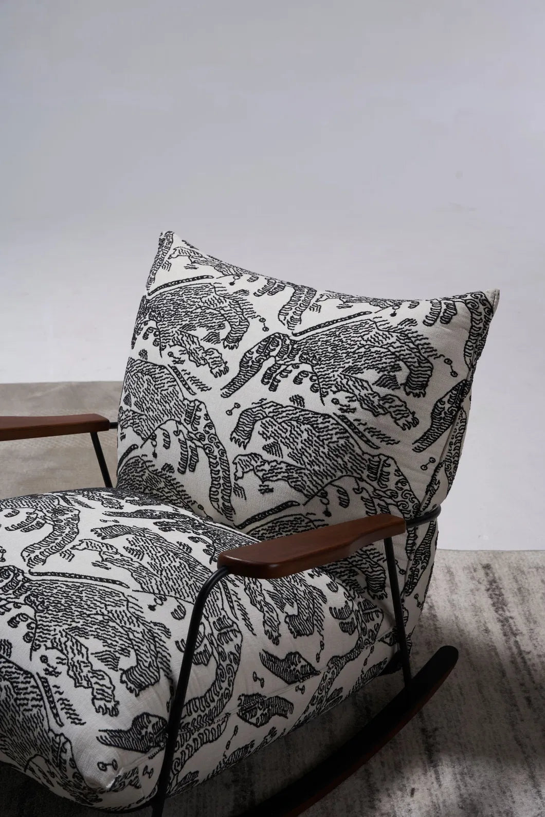 ORRO Drawing Rocking Chair
