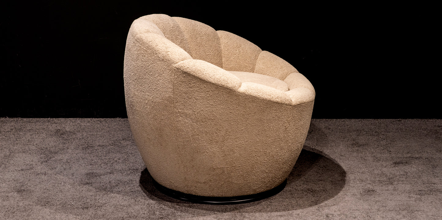 Oyster Swivel Chair