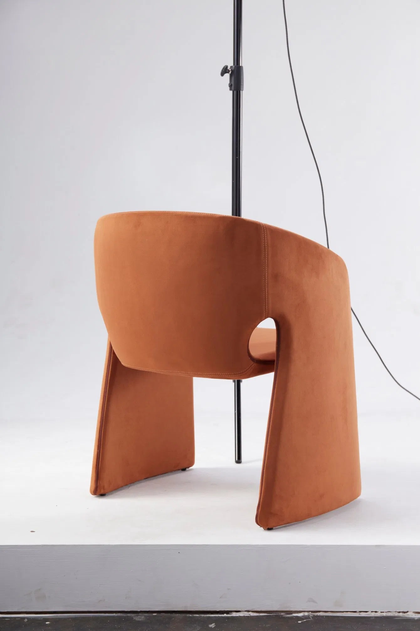 ORRO Sculpted Chair