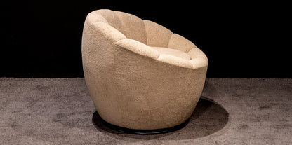 Oyster Swivel Chair